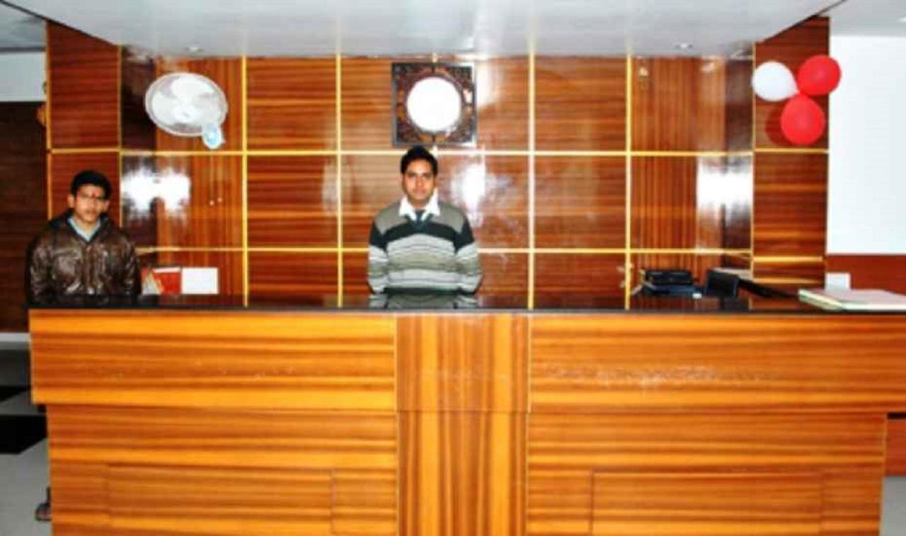 Hotel Kdm Palace Begusarai 外观 照片